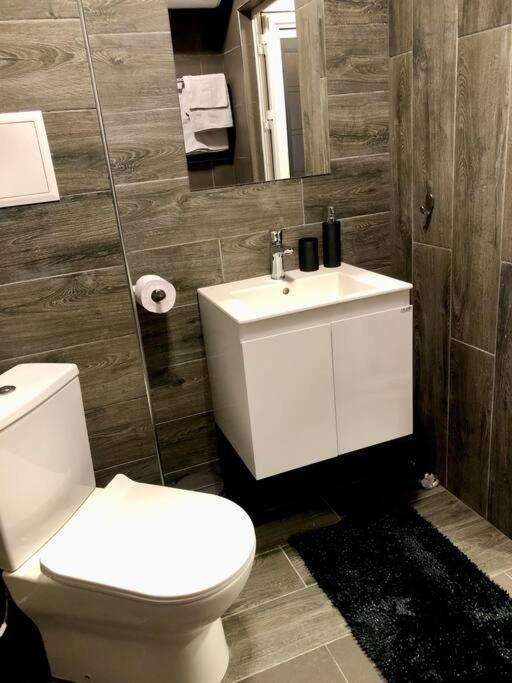 بازارجيك Luxury Apartment المظهر الخارجي الصورة