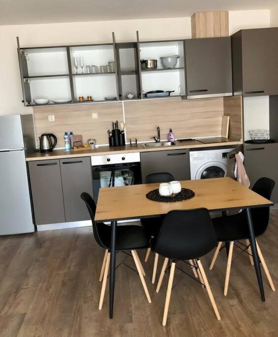 بازارجيك Luxury Apartment المظهر الخارجي الصورة